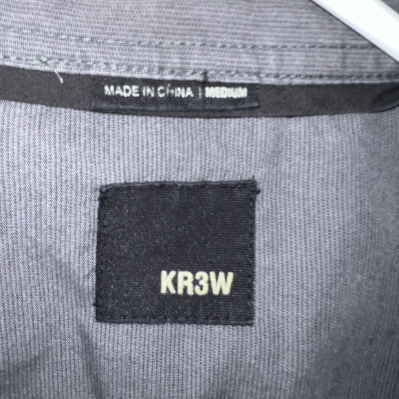 Men’s button down casual shirt, medium - Picture 2 of 4